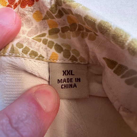 Tommy Bahama Shirt Men’s THIS IS SOLD - Picture 3 of 8